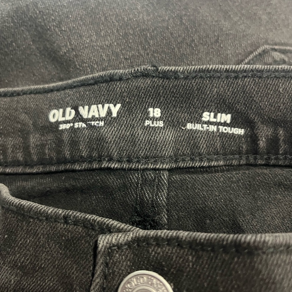 Plus size 18 ,  360 Stretch Old Navy  slim Jeans new without tag black
